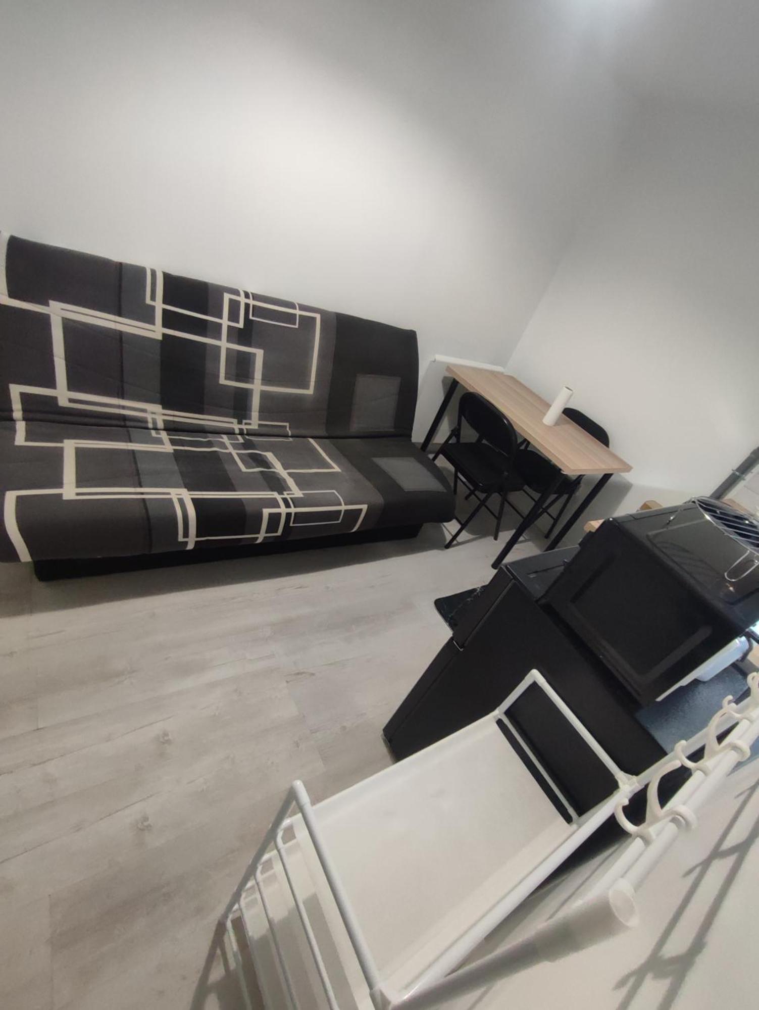 Ferienwohnung Petit F2 Meuble Independant Limay Exterior foto