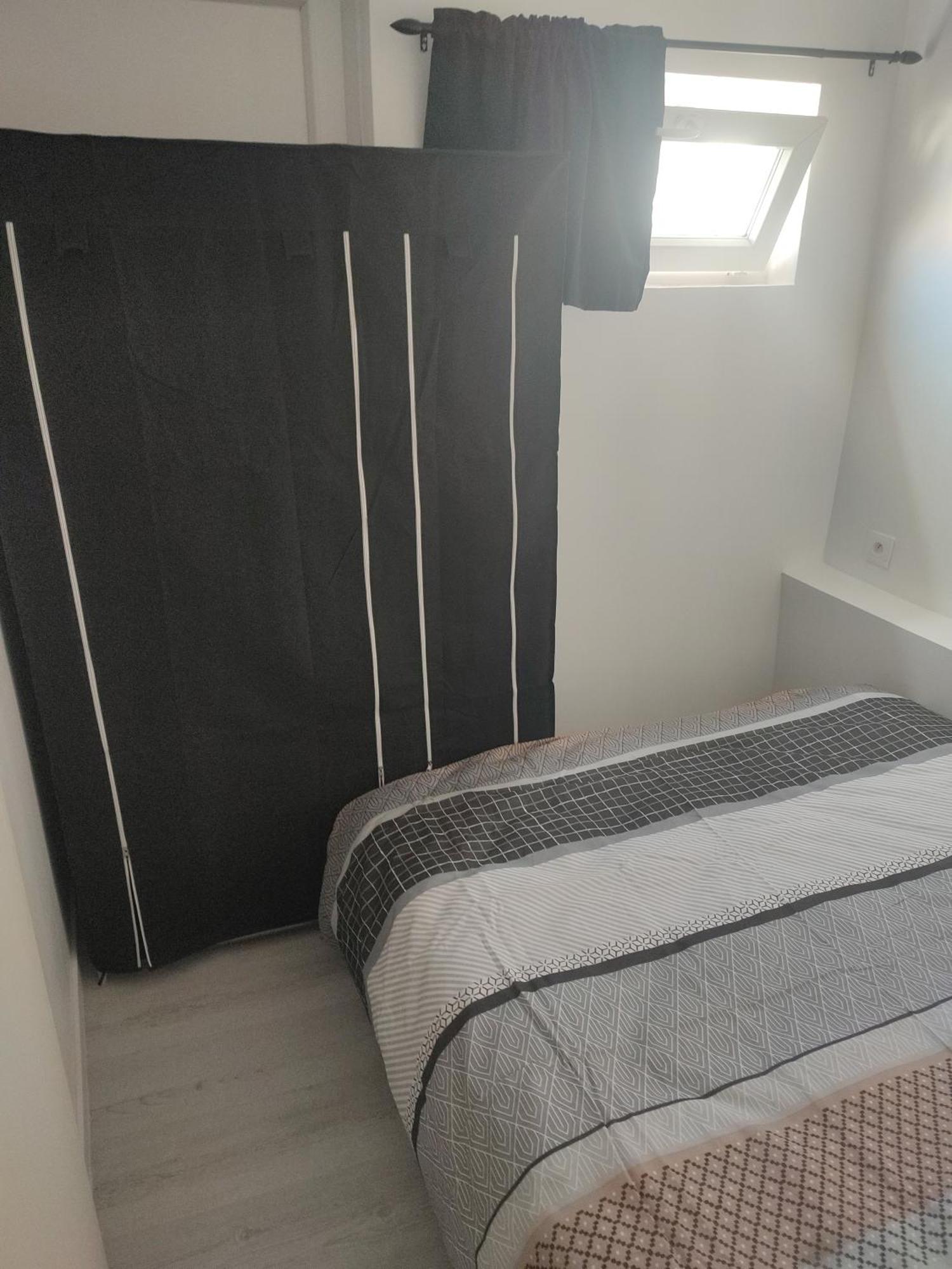 Ferienwohnung Petit F2 Meuble Independant Limay Exterior foto